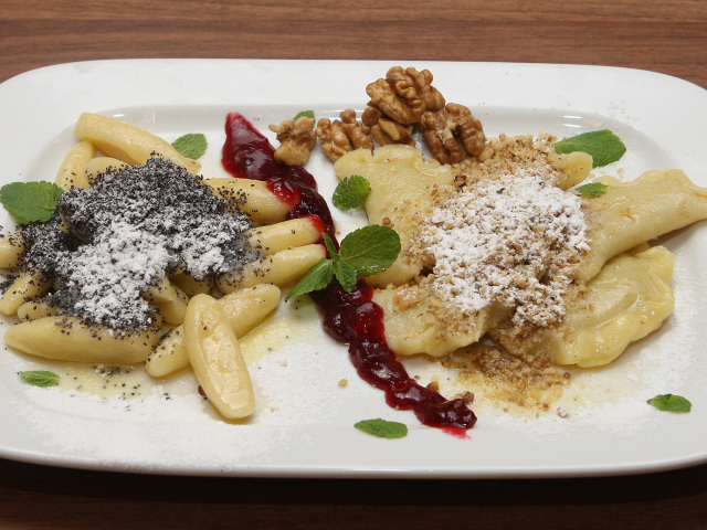 jedlo , vianocne menu , Ako doma , zemiakove sulance , lekvarove