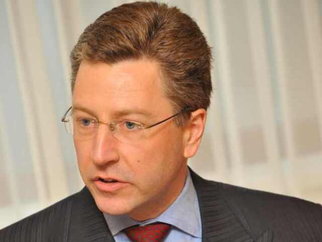 Kurt Volker, MacCainov inštitút