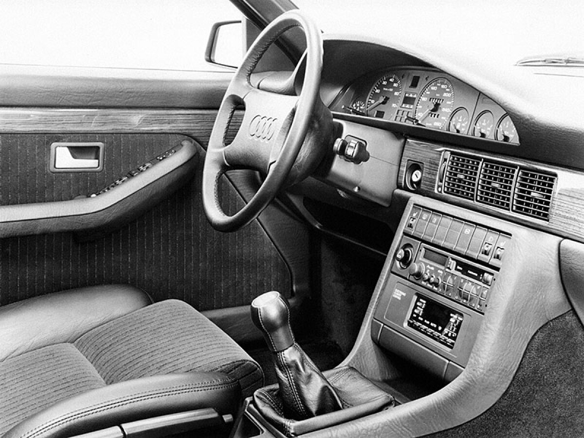 Audi 200 (C3)