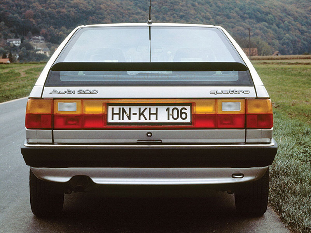 Audi 200 (C3)