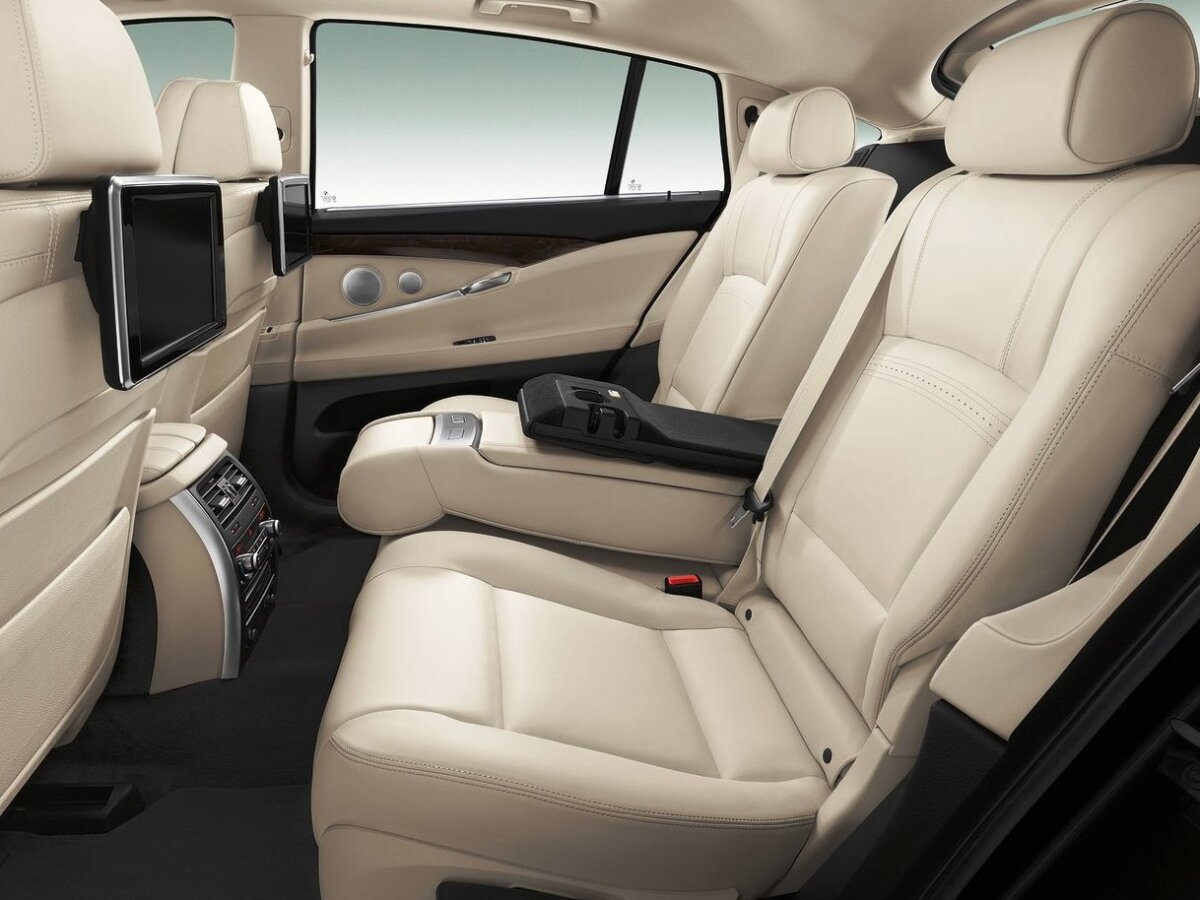 BMW-5-Series Gran Turismo 2014