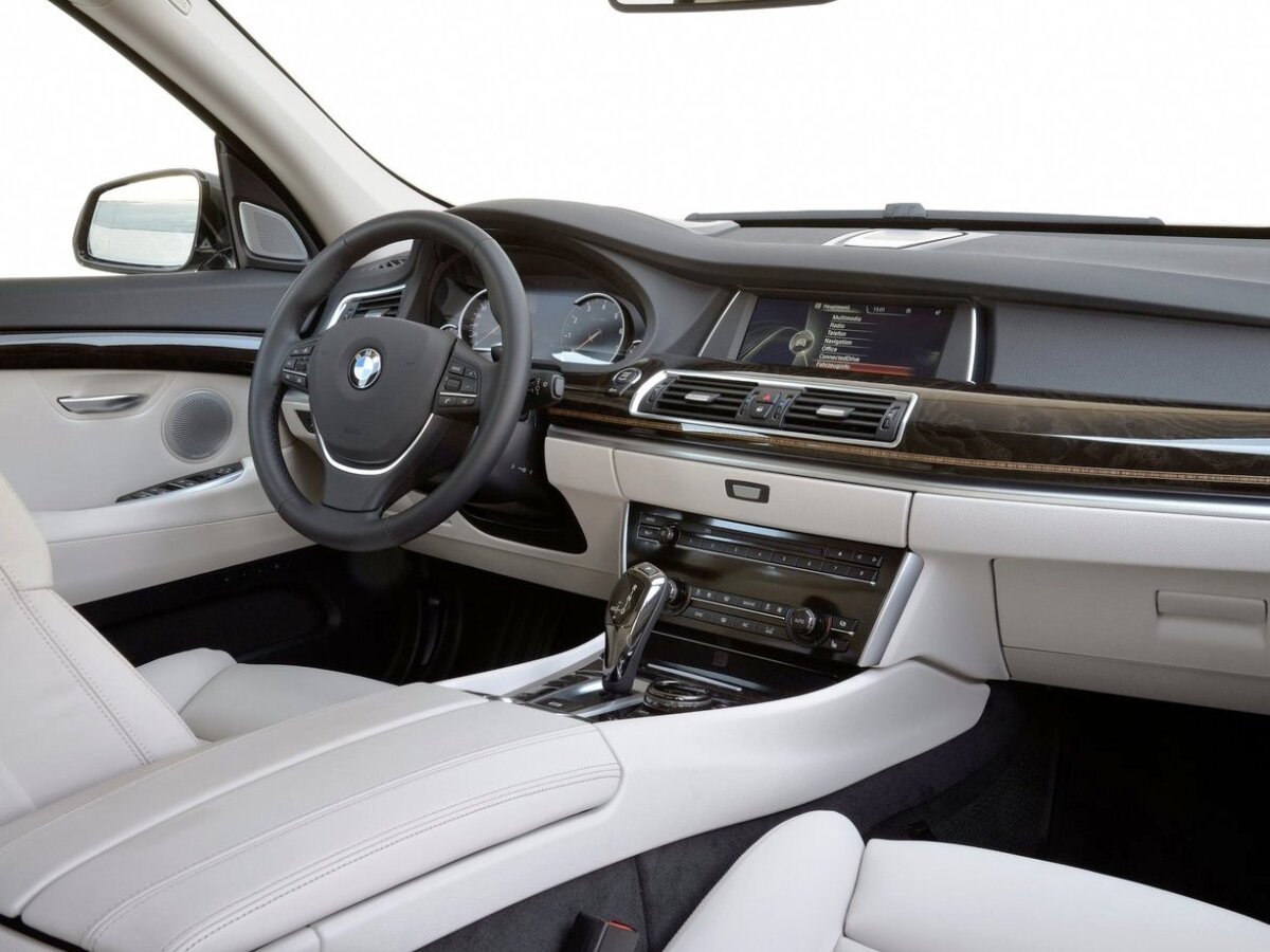 BMW-5-Series Gran Turismo 2014
