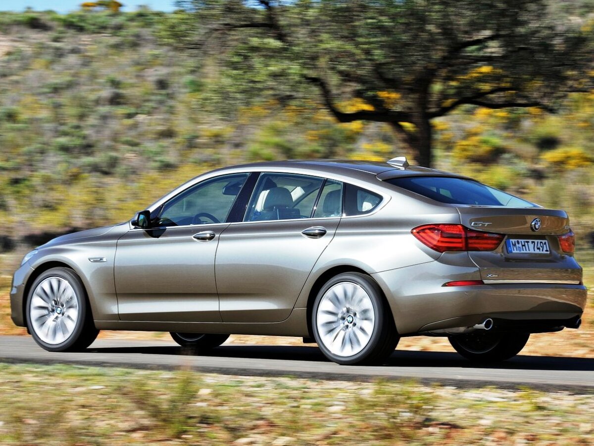BMW-5-Series Gran Turismo 2014