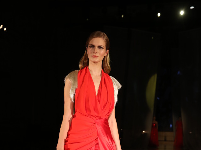 Orange Fashion Show 2013 - Šaty zo srdca