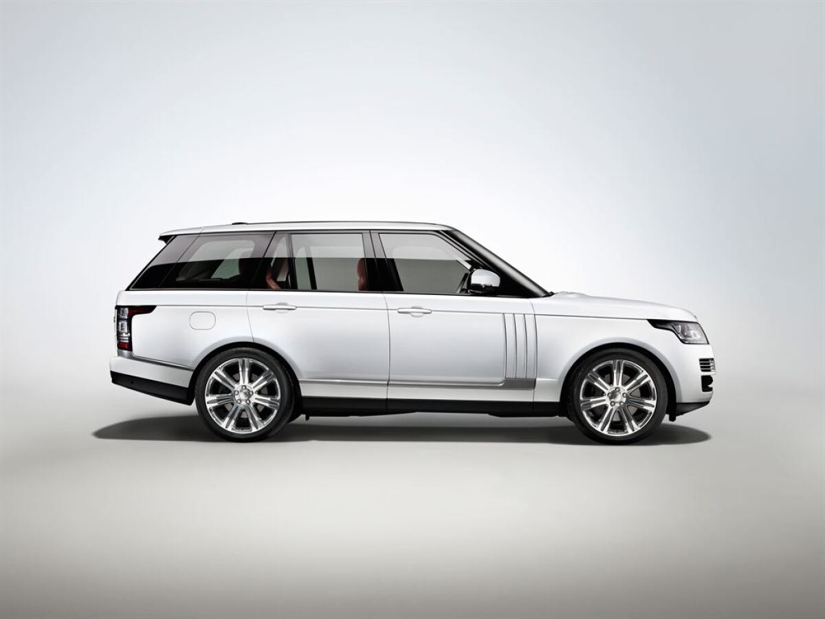 RR AB Black Studio 02 INZERCIA