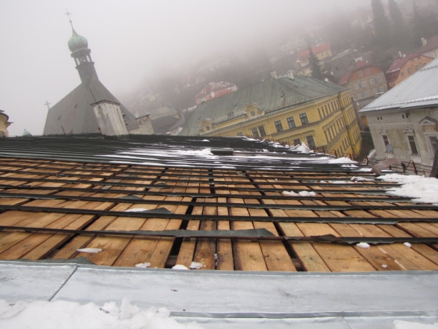 banská štiavnica, strecha, krádež, meď