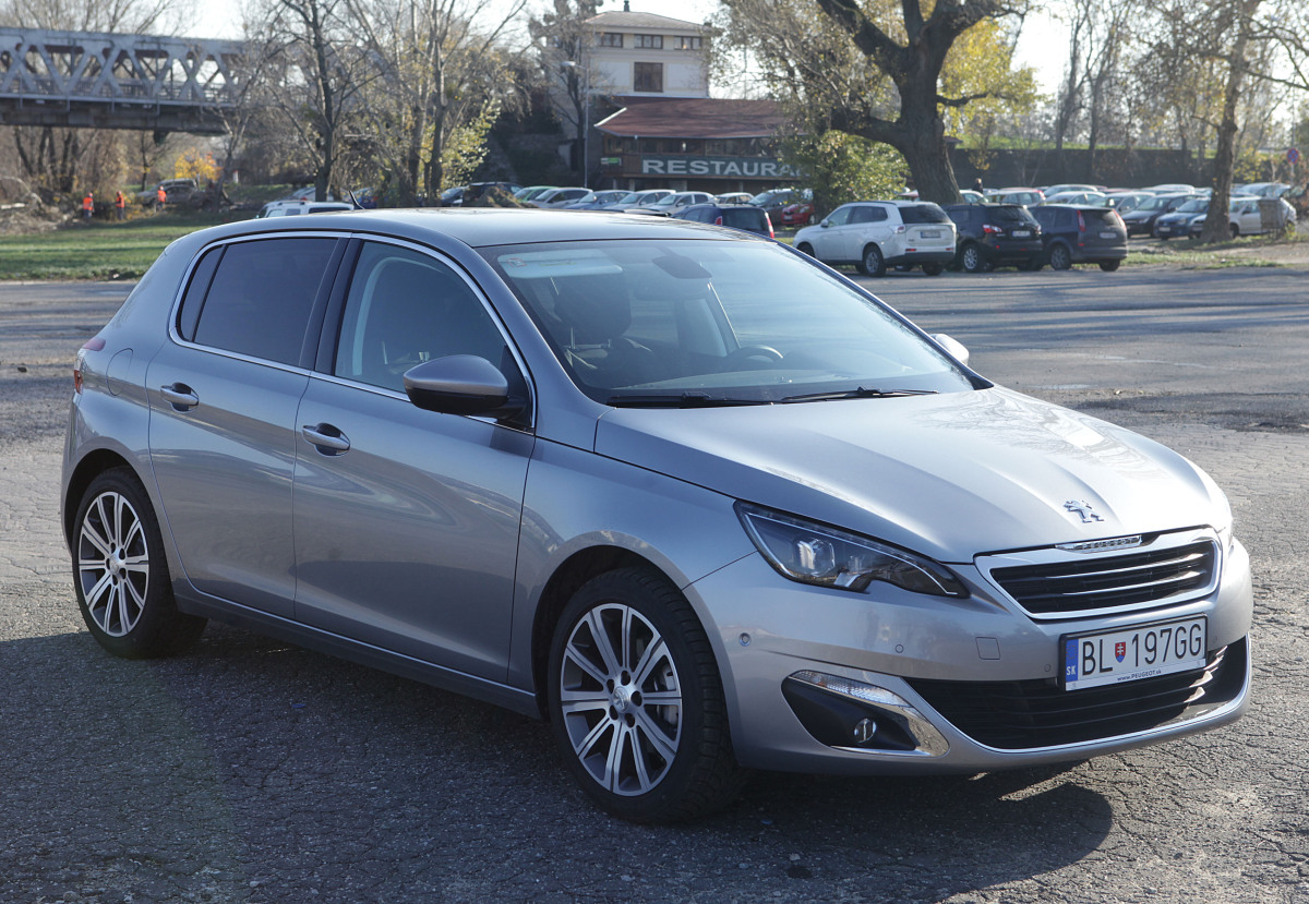 Peugeot 308