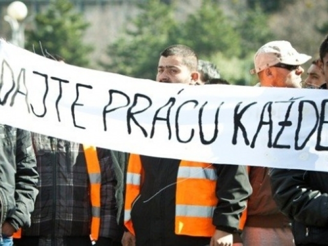 rómovia, protest, práca, nezamestnanosť
