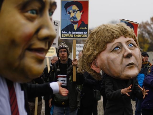 nemecko, angela merkelová, sigmar gabriel, snowden