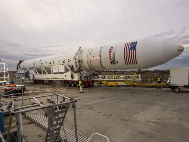 Antares, raketa, ISS, vesmír