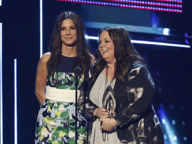 Sandra Bullock (vľavo) a Melissa McCarthy
