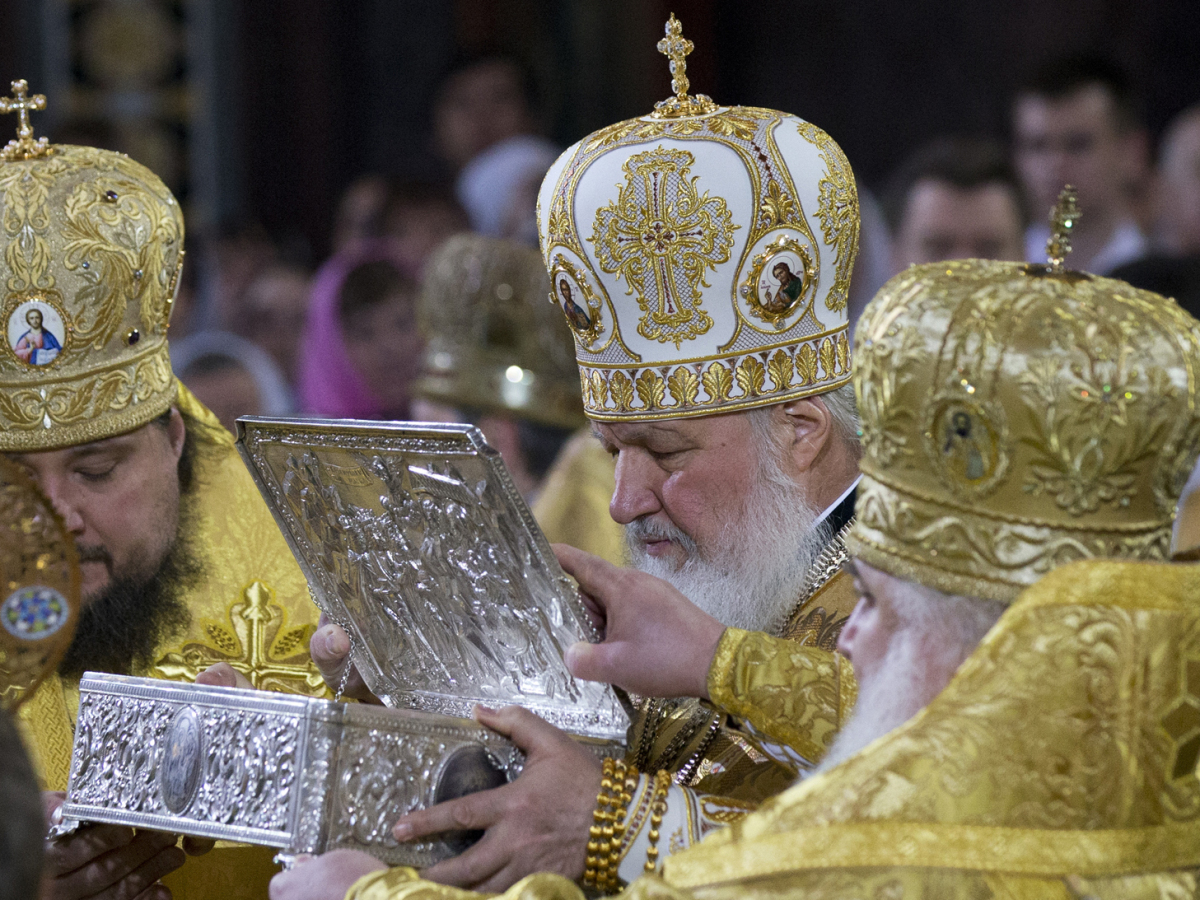Kirill, patriarcha, zlato, kadidlo, myrha