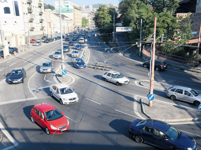auto, doprava, cesta, poistenie, Bratislava