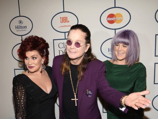 Zľava: Sharon, Ozzy a Kelly Osbourneovci.
