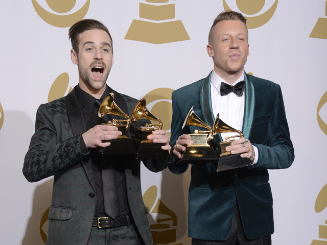 Ryan Lewis (vľavo) a Macklemore