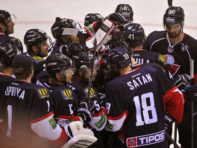 Bratislava - Novosibirsk, Slovan