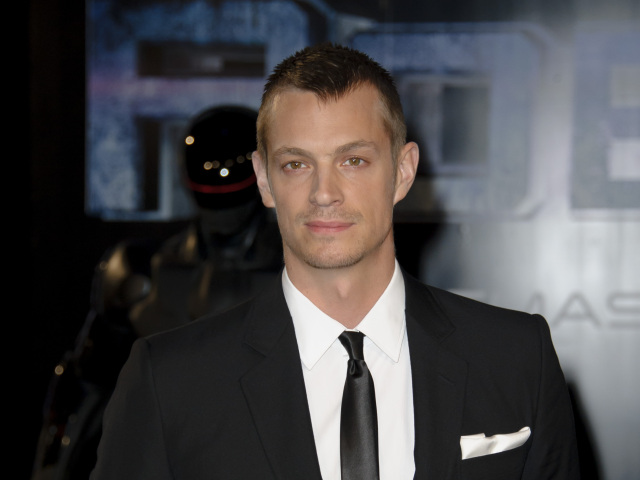 Joel Kinnaman 
