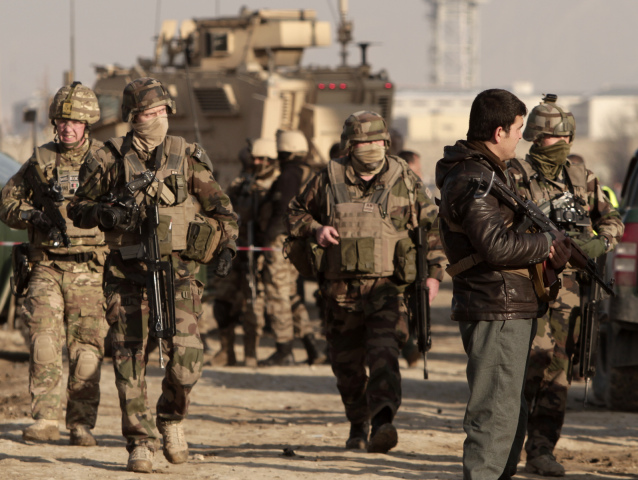 Afganistan, útok, samoražedný atentátnik, NATO, vojaci