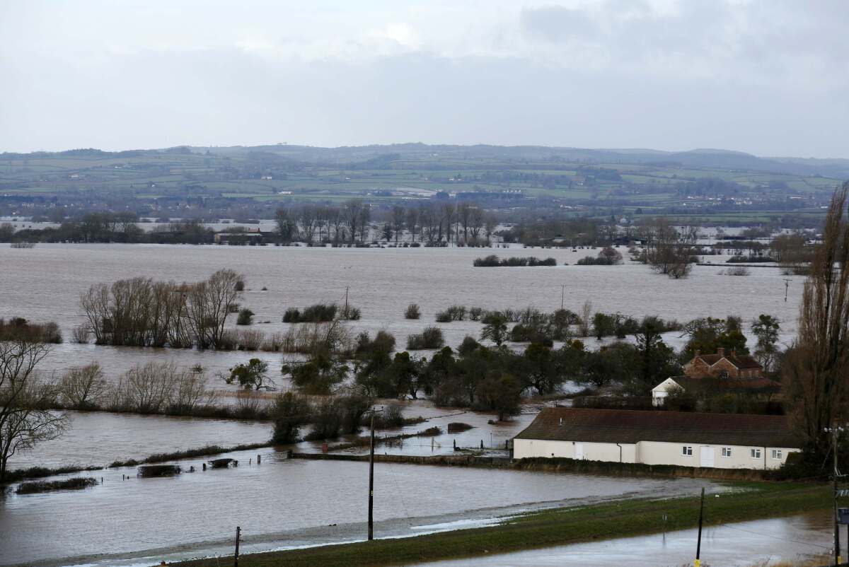 Británia, záplavy