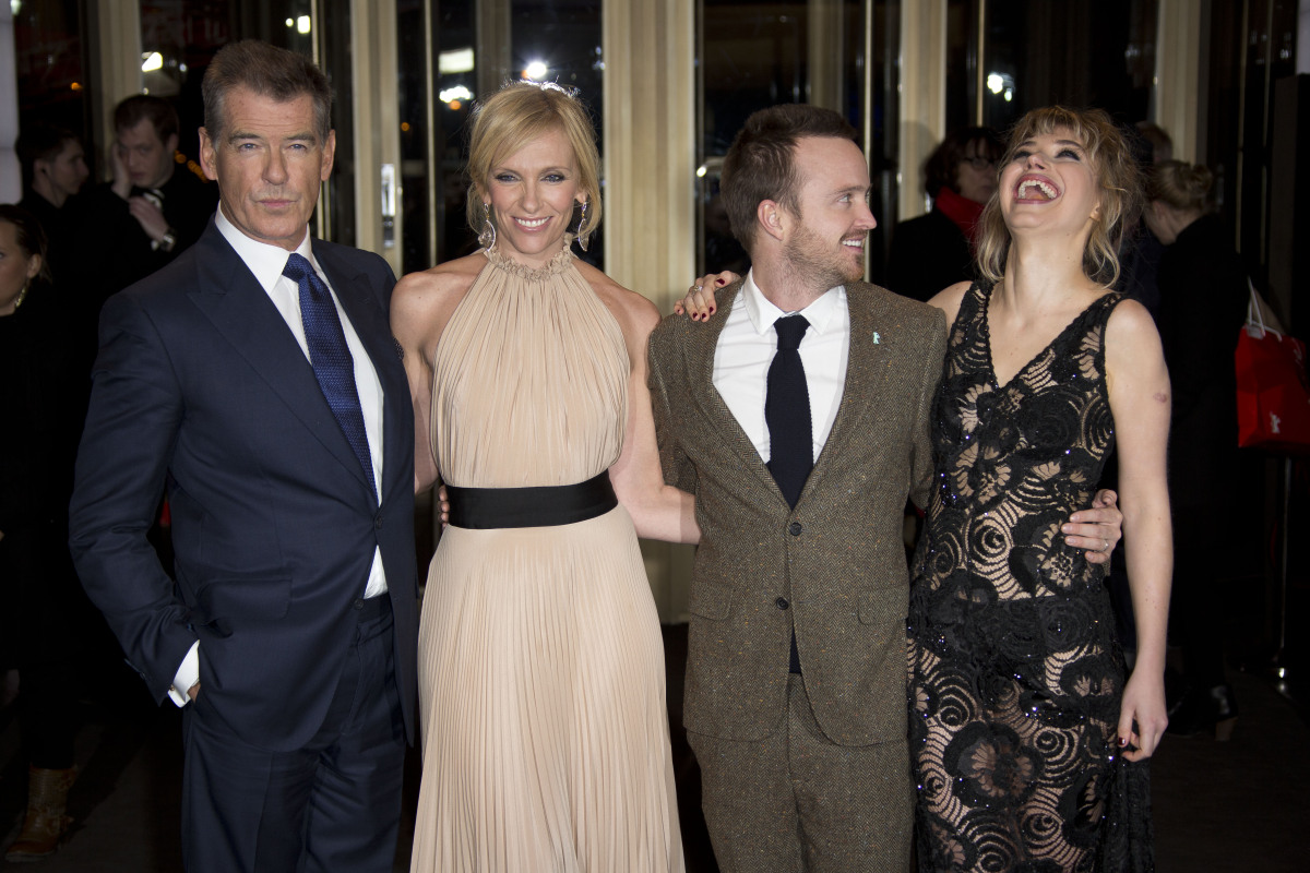 Pierce Brosnan, Toni Collette, Aaron Paul a Imogen Poots 