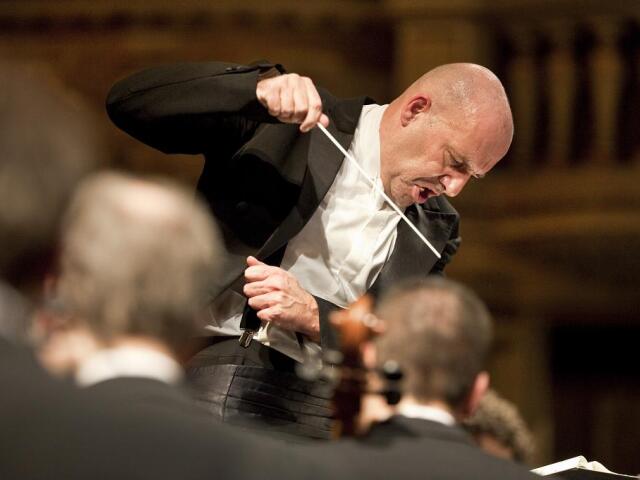 Emmanuel Villaume