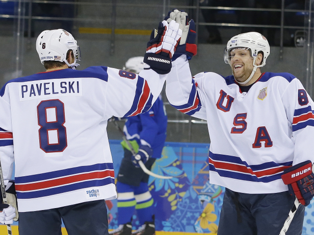 Phil Kessel, Joe Pavelski, USA, hokej