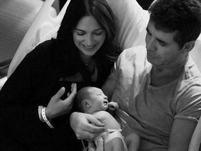 Simon Cowell s partnerkou Lauren Silvermanovou a synom Ericom. 