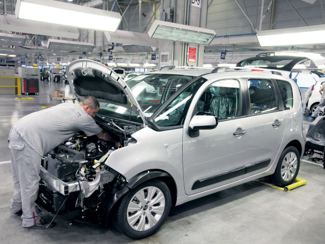 Automobilka PSA Peugeot Citroën, Trnava