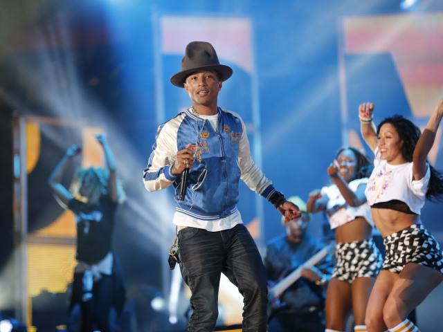 NBA All Star Game Pharrell Williams