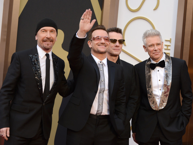 The Edge, Bono, Larry Mullen, Jr., a Adam Clayton