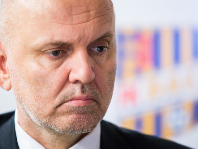 Oszkár Világi