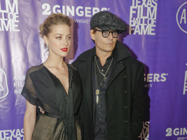 Amber Heard a Johnny Depp