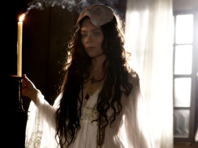 Báthory, Anna Friel