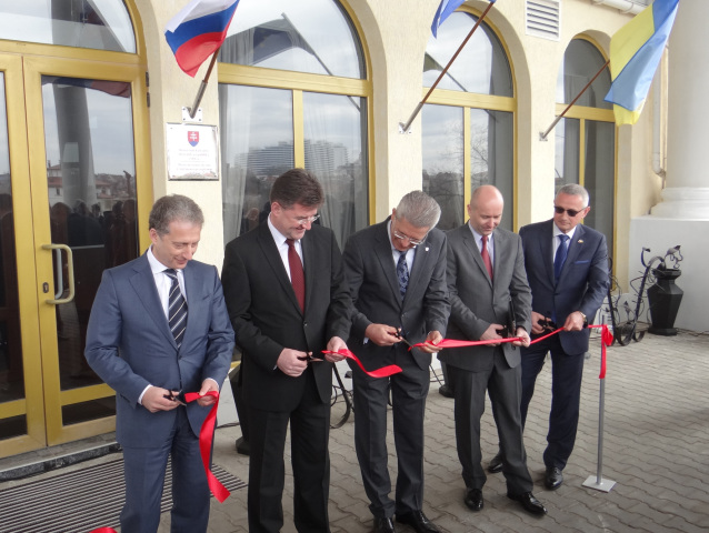 Miroslav Lajčák, Odesa, Ukrajina, konzulát
