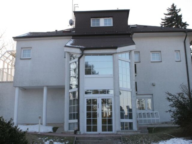 vila, Slavín, prezident