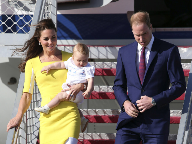 Princ William a jeho manželka Catherine aj so synom Georgom