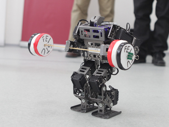 robot, Narodné centrum robotiky,