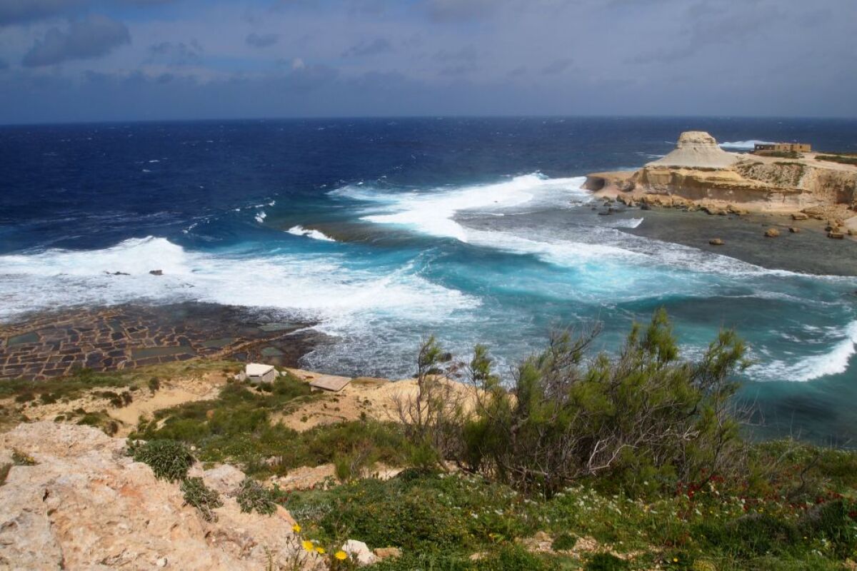 ostrov Gozo, Malta, more,  dovolenka, leto    