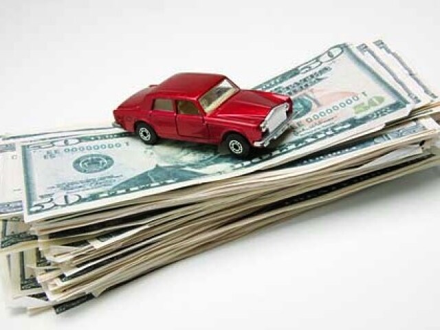 Auto a peniaze