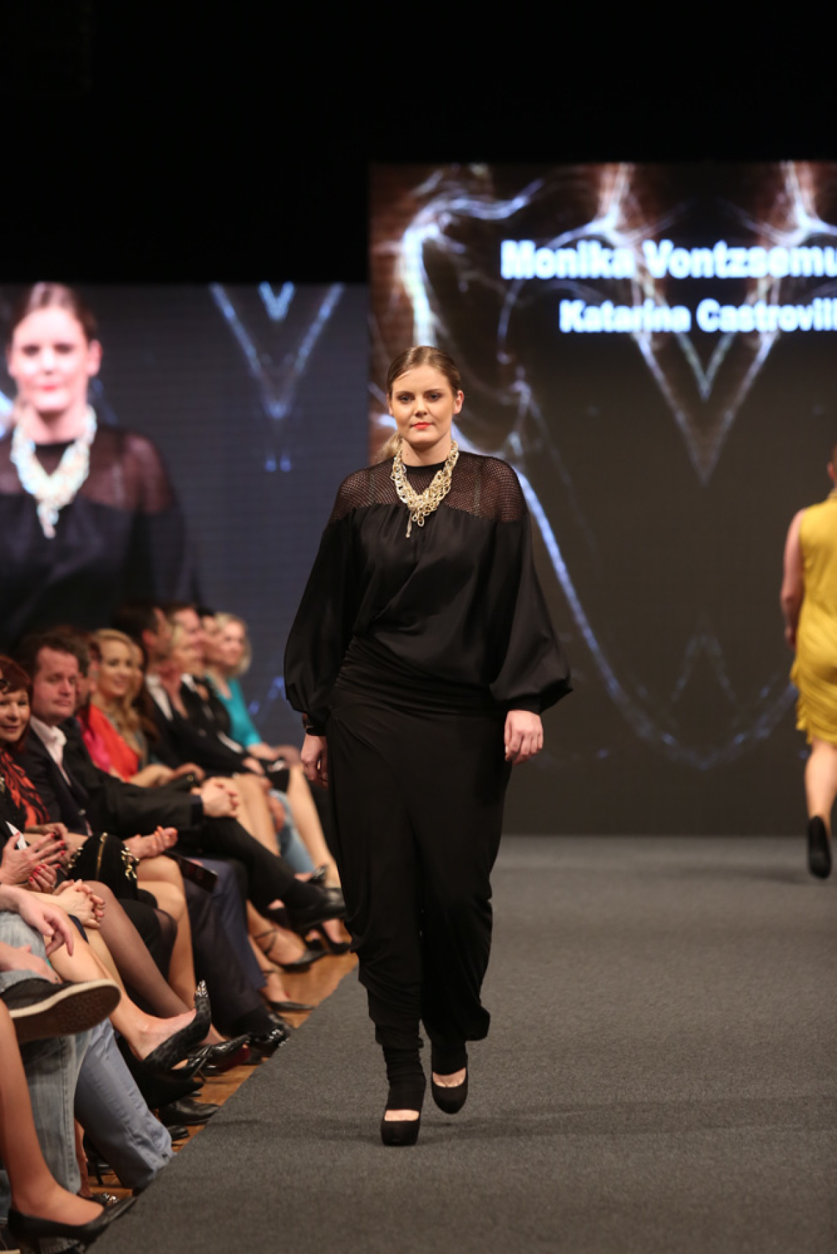 Bratislavské módne dni 2014 - Monika Votzsemuová a Katarína Castrovilli