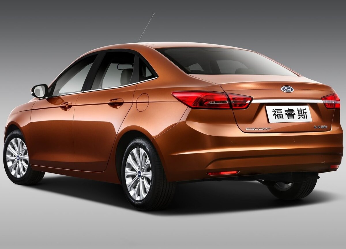 Ford Escort 2015