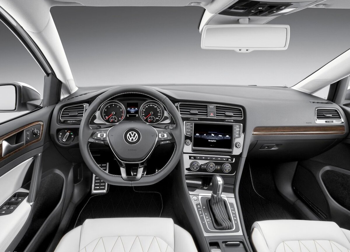Volkswagen New Midsize Coupé Concept