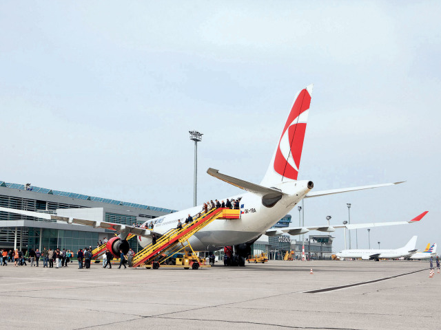 letisko Bratislava, lietadlo airbus A330