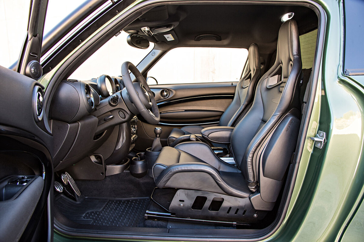 Mini Paceman Adventure