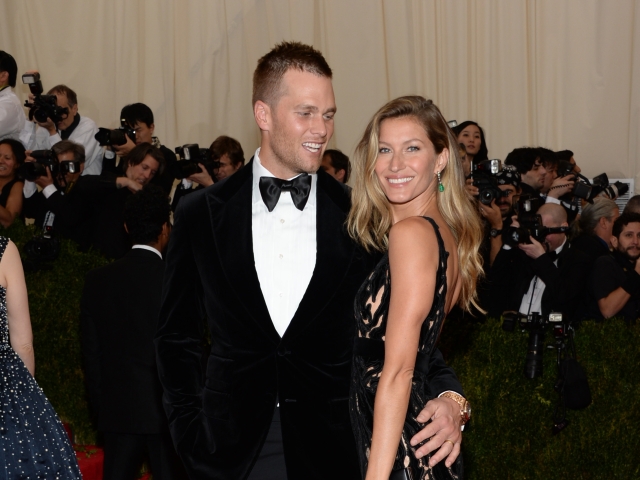 Topmodelka Gisele Bundchen v spoločnosti manžela Toma Bradyho. 