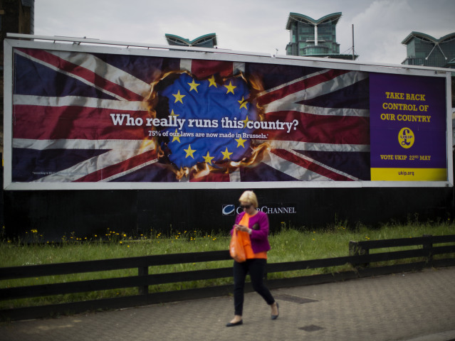 Británia, bilbord, imigranti, UKIP,