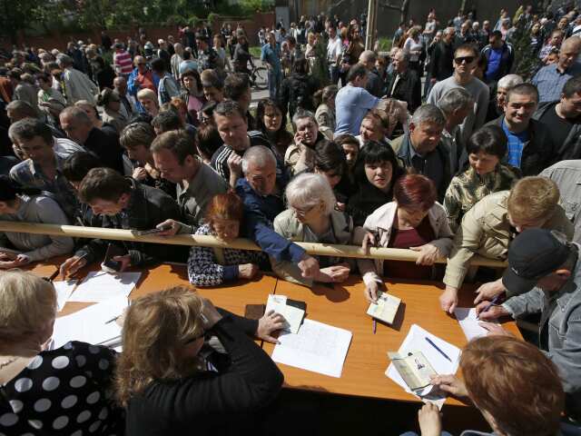 Ukrajina, referendum