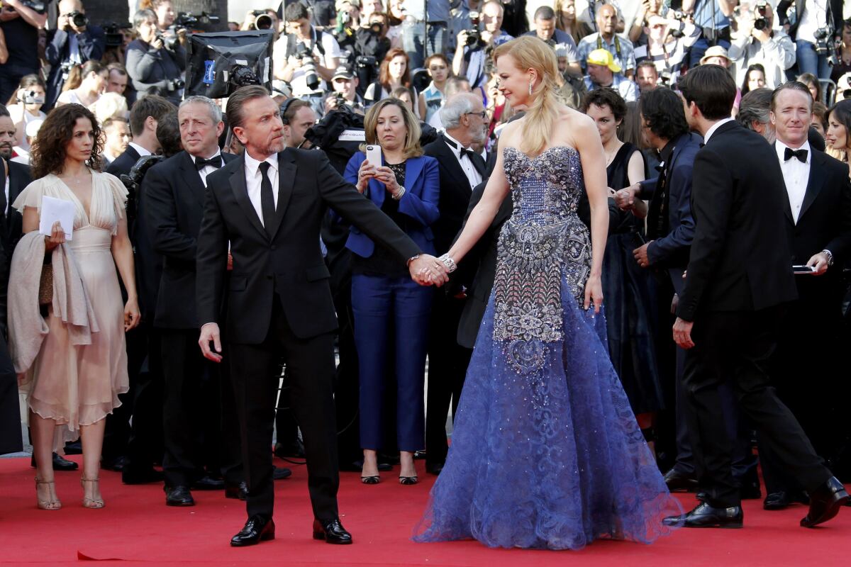 Herci Tim Roth a Nicole Kidman počas príchodu na červený koberec.