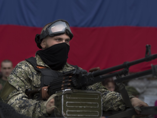 Ukrajina, Doneck, Slaviansk, ozbrojenec