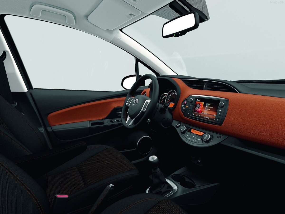Toyota Yaris - 2015